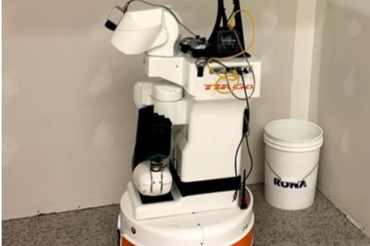 Control of a collaborative robot for sanding tasks
